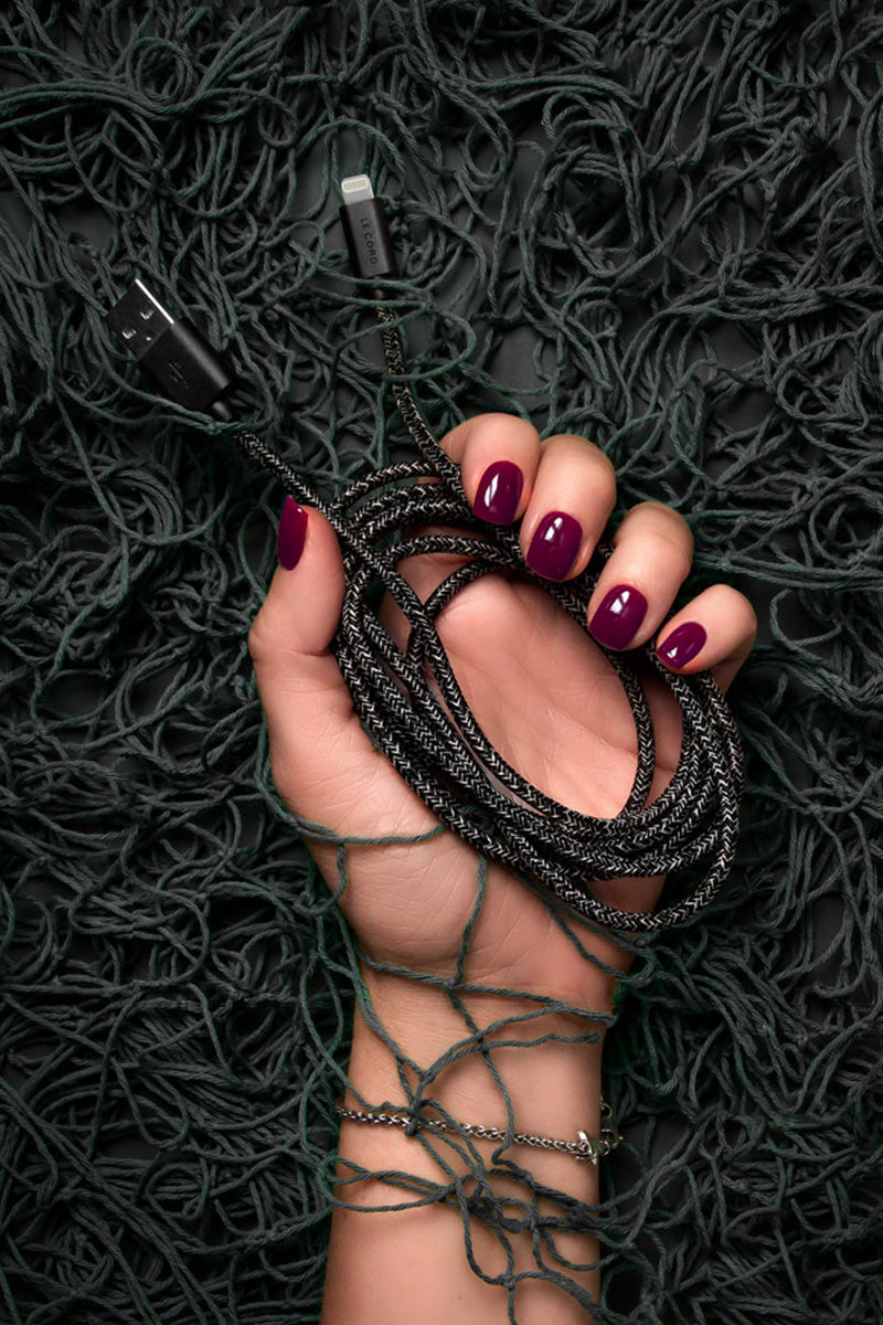 Black iPhone Lightning Cable · 2 Meter · Made of Recycled Fishing Nets